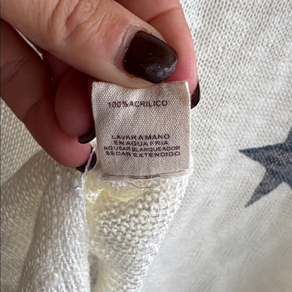 hem & Thread Star Patterned Cream Sweater - Picture 4 of 4